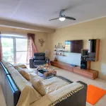 Διαμέρισμα A Lovely 3br Spacious With Access To Pool By 360 Estates Qala
