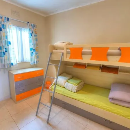 דירה Spacious Apartment With Pool In Misrah Simar In Qala
